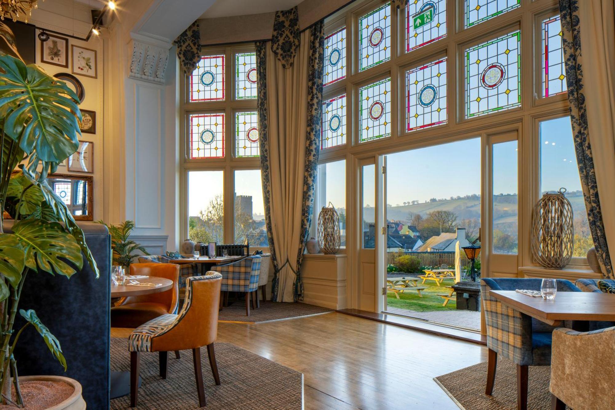 The Castle Of Brecon Hotel, Brecon, Powys Zewnętrze zdjęcie