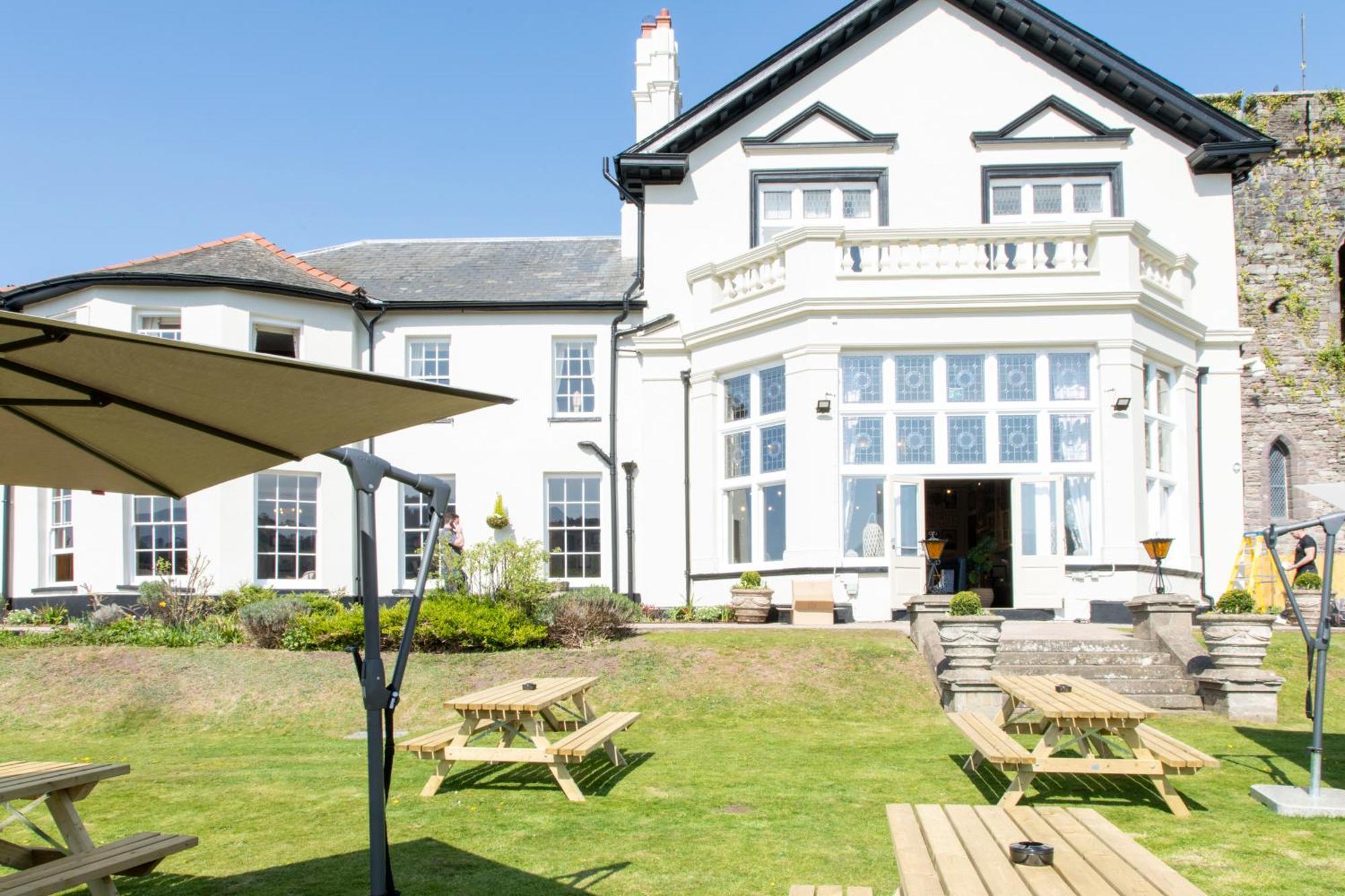 The Castle Of Brecon Hotel, Brecon, Powys Zewnętrze zdjęcie